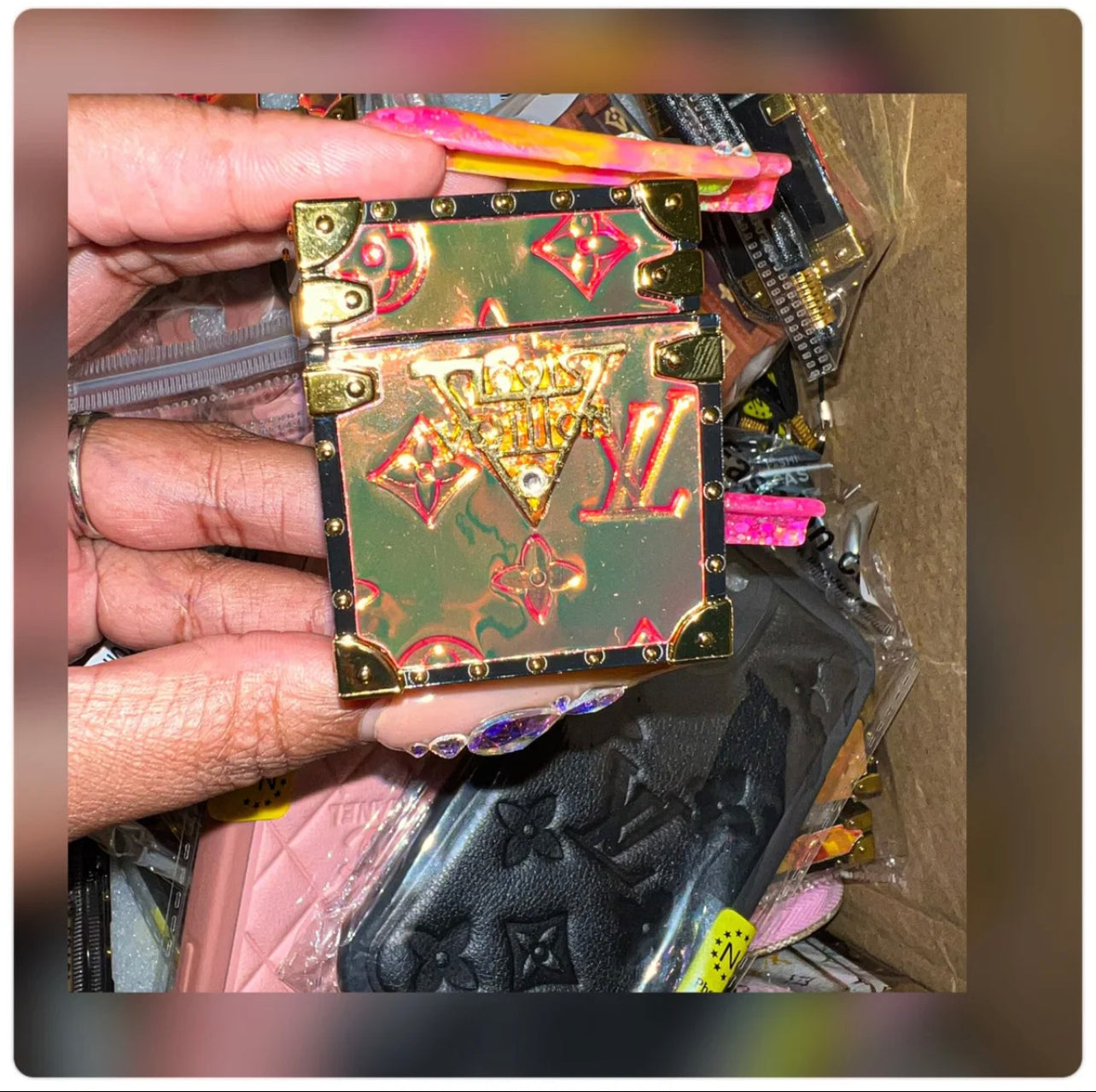 Luxury Vibes (Airpod Case)