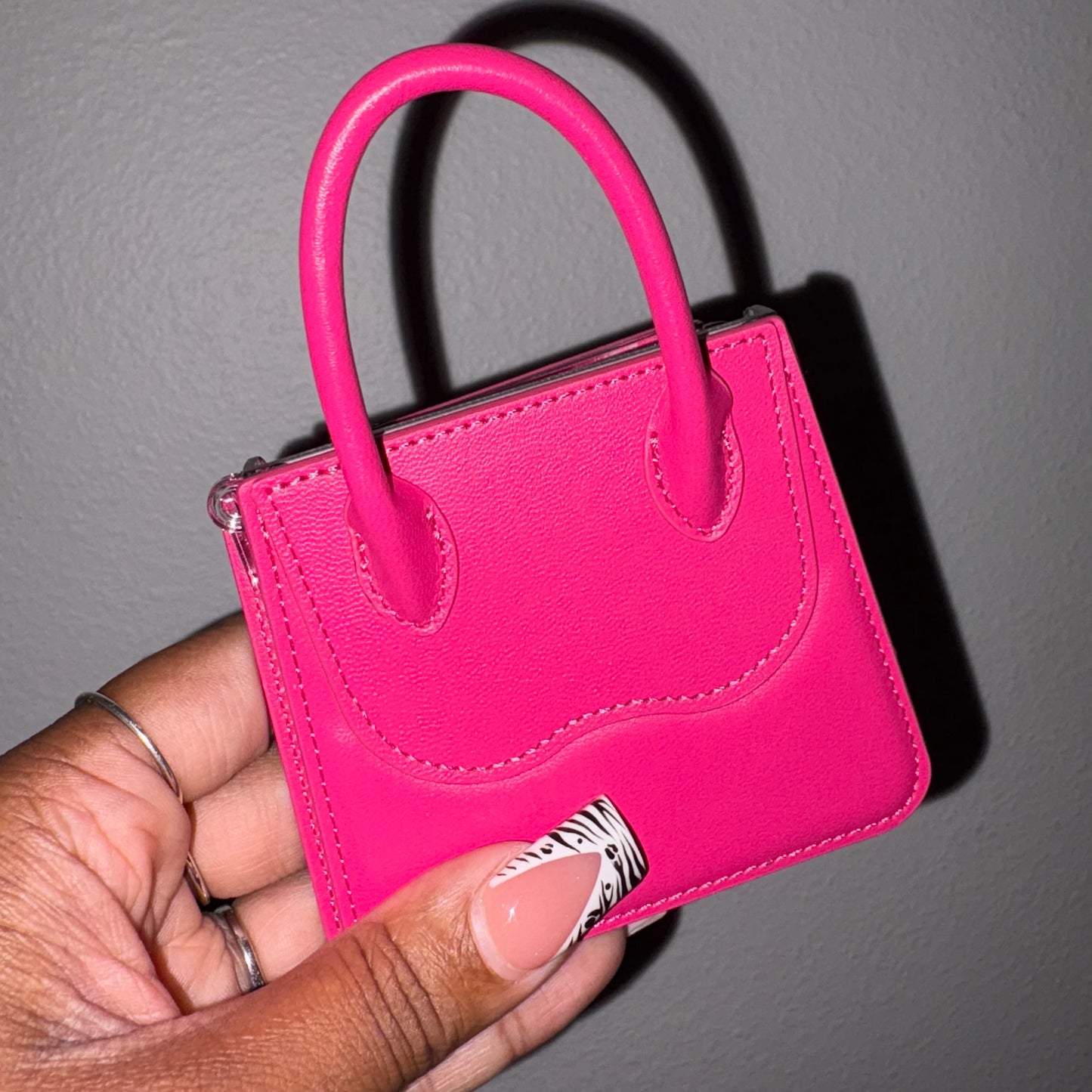 Secure the Bag, Babe