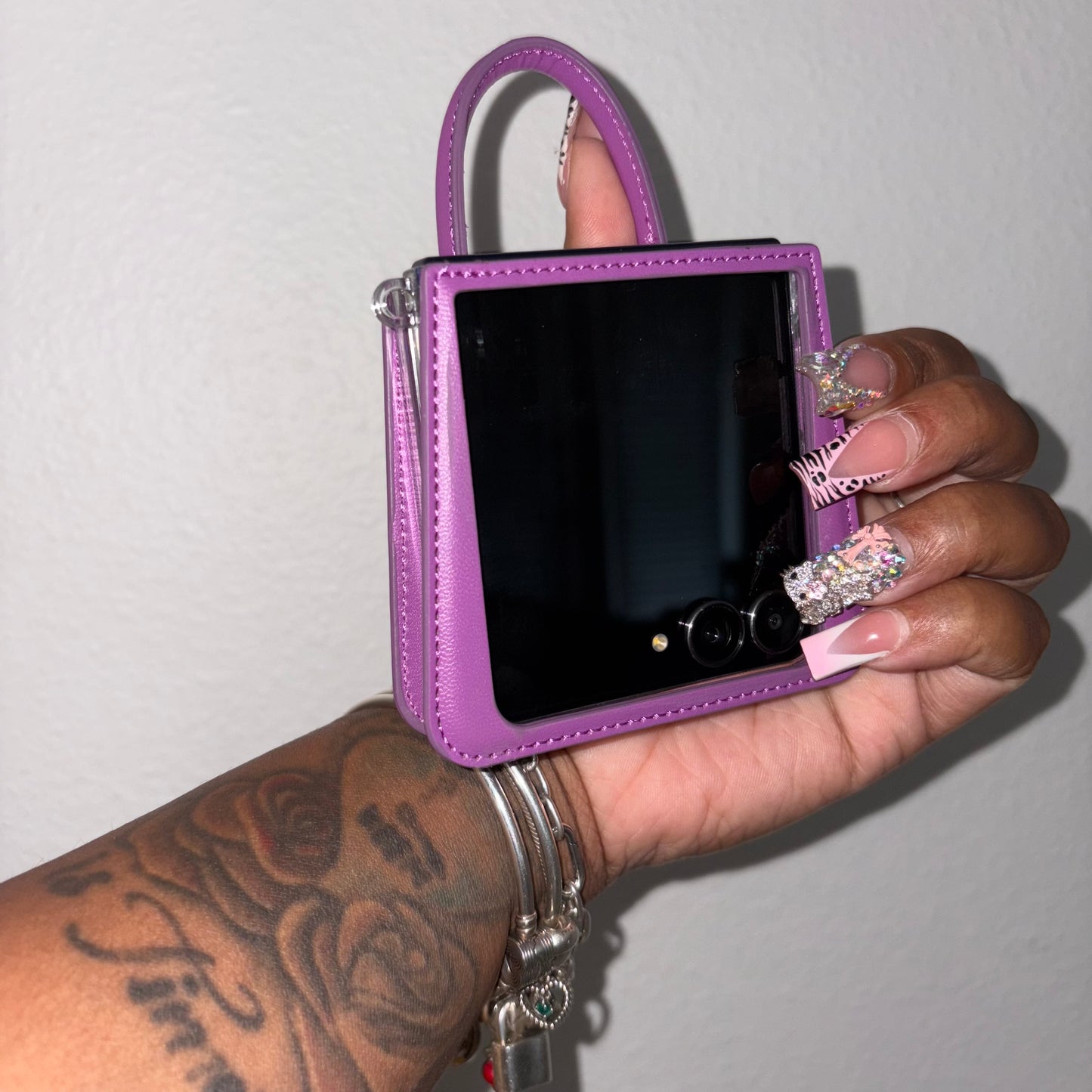 Secure the Bag, Babe