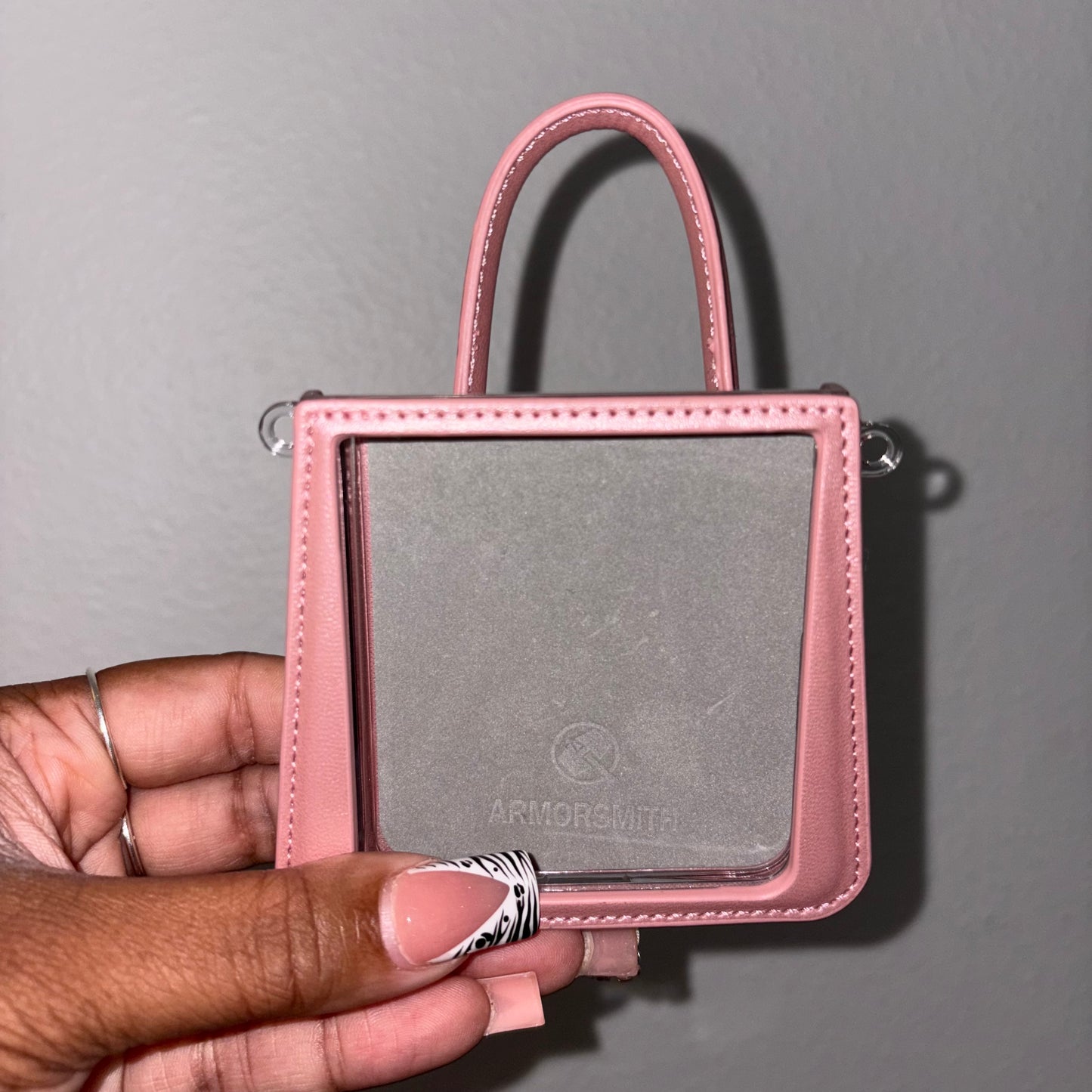 Secure the Bag, Babe