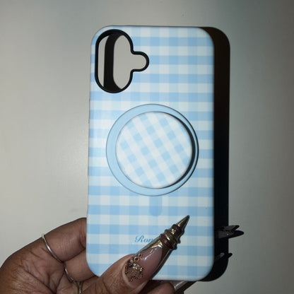 Romantic Picnic Date