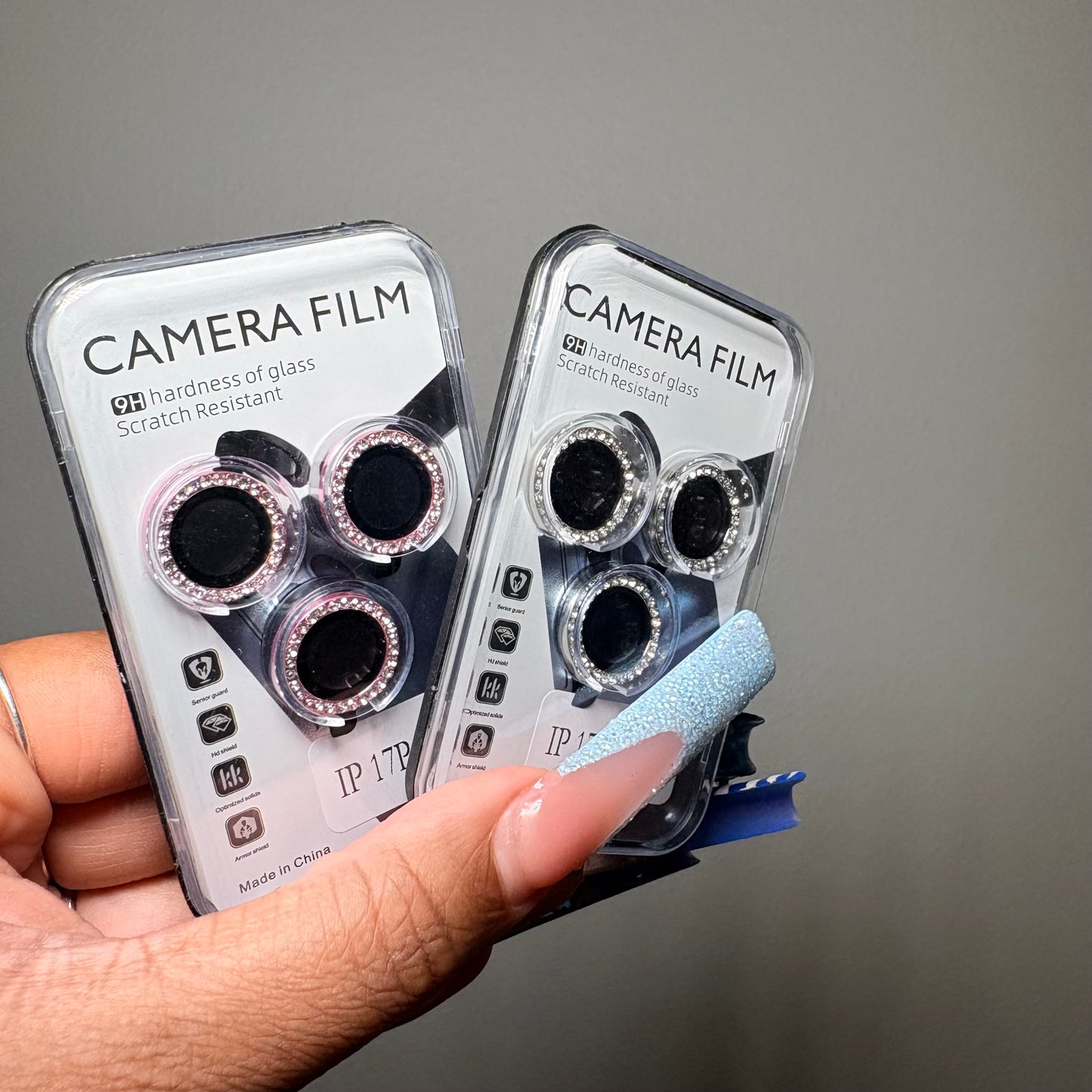 Girls Love Diamonds, Bling Lens