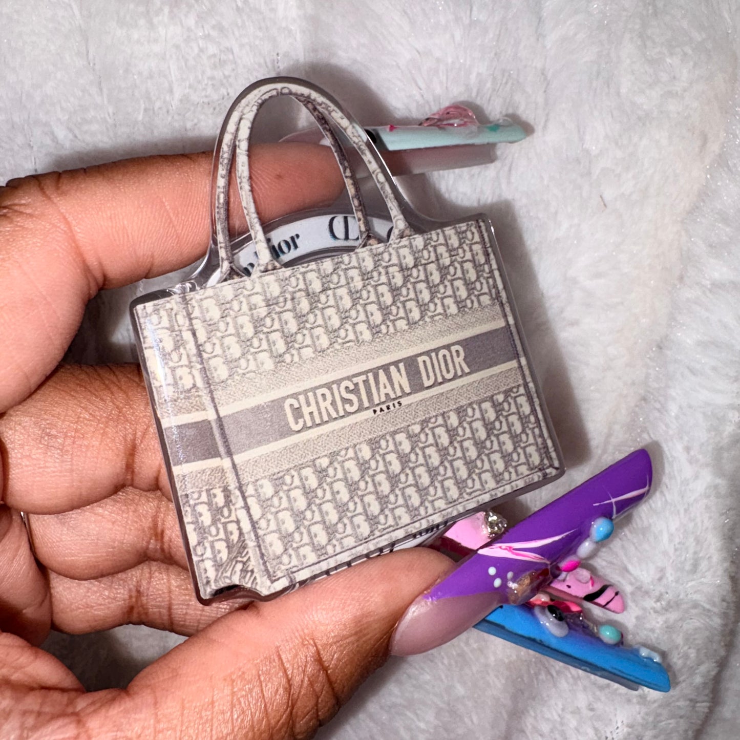 MakeEm Look Pretty Girl, MagSafe Pop Sockets