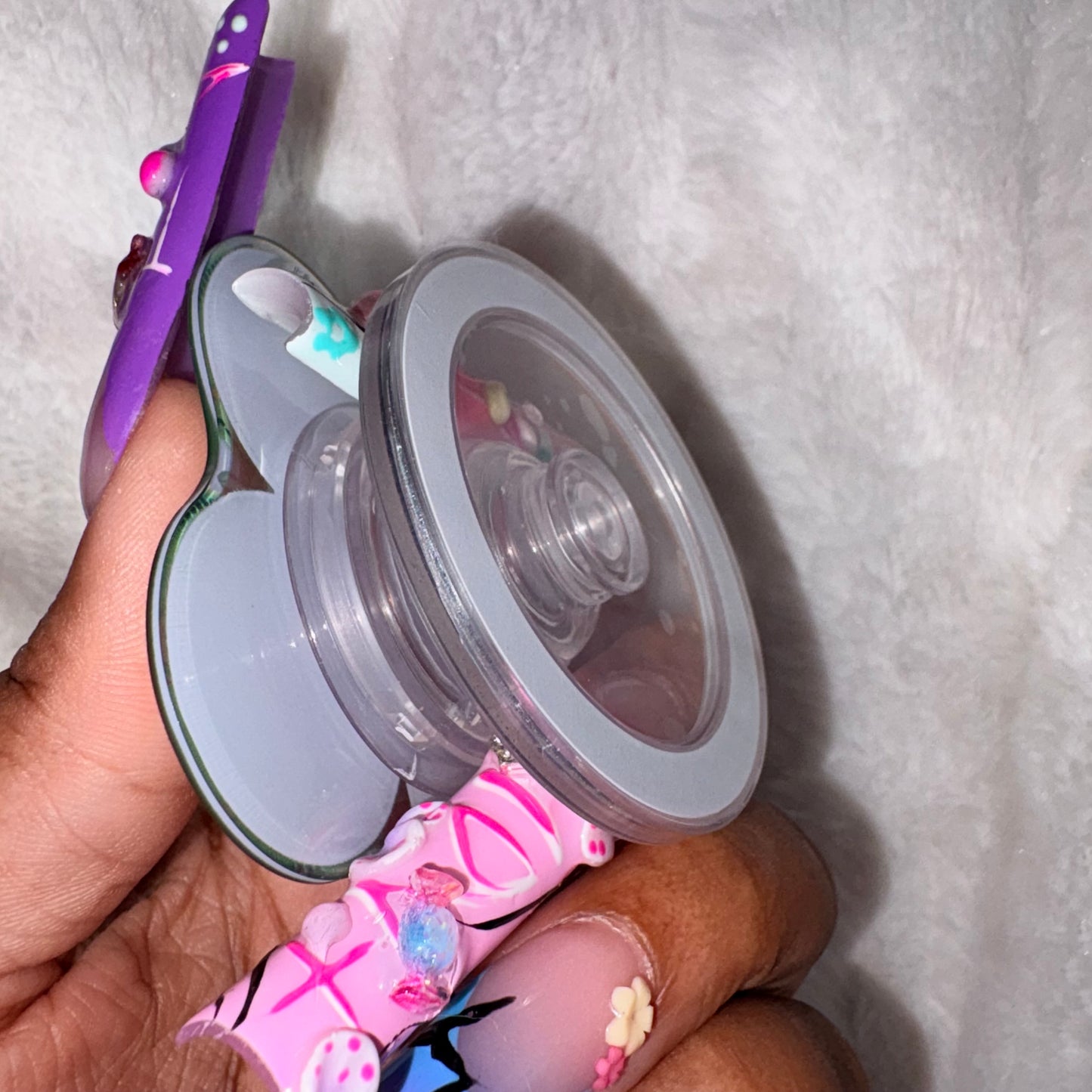 MakeEm Look Pretty Girl, MagSafe Pop Sockets